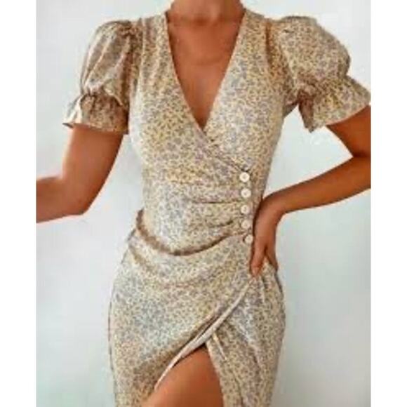 Seven Wonders Yellow Blue Floral Wrap Dress Sz 2 Slit On The Leg Button Closure - Picture 3 of 15